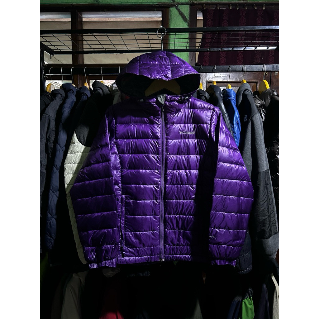 Columbia ultralight down jacket ungu M