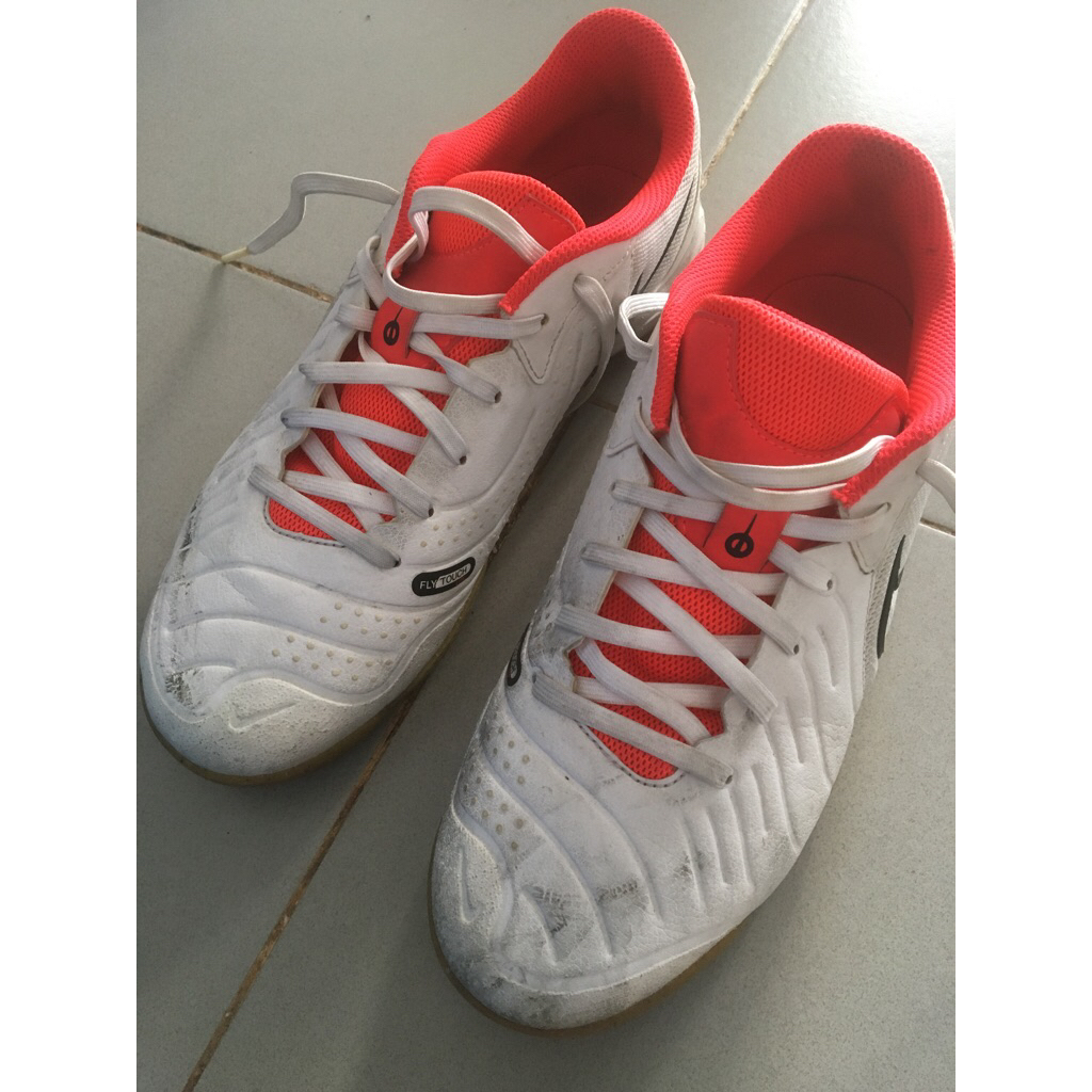 Nike tiempo legend academy second 42