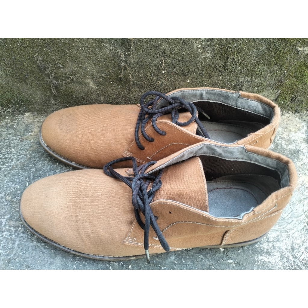 Sepatu Dexter