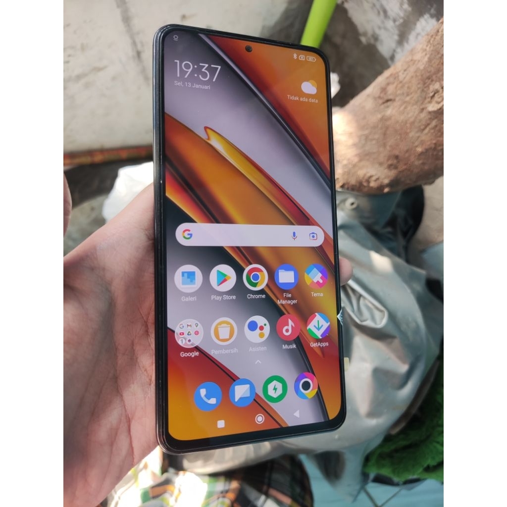 Poco F3 8/256