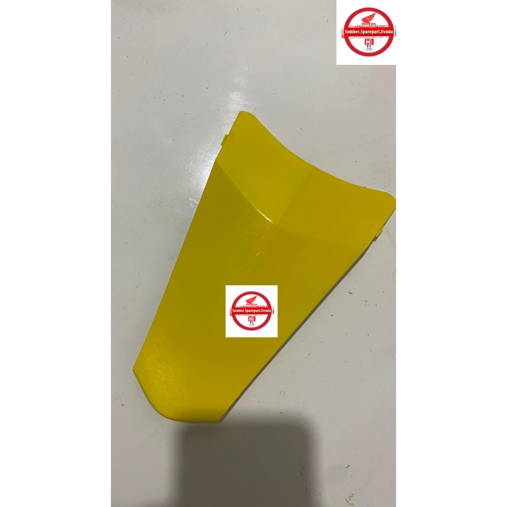 Cover Sambungan Body Belakang Revo 100 Karbu