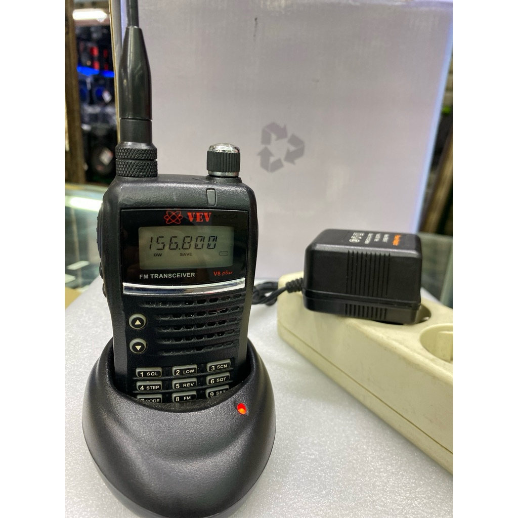 HT Vev -vev8 plus vhf  bekas