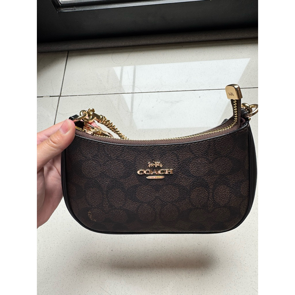 COACH MINI TERI WALNUT