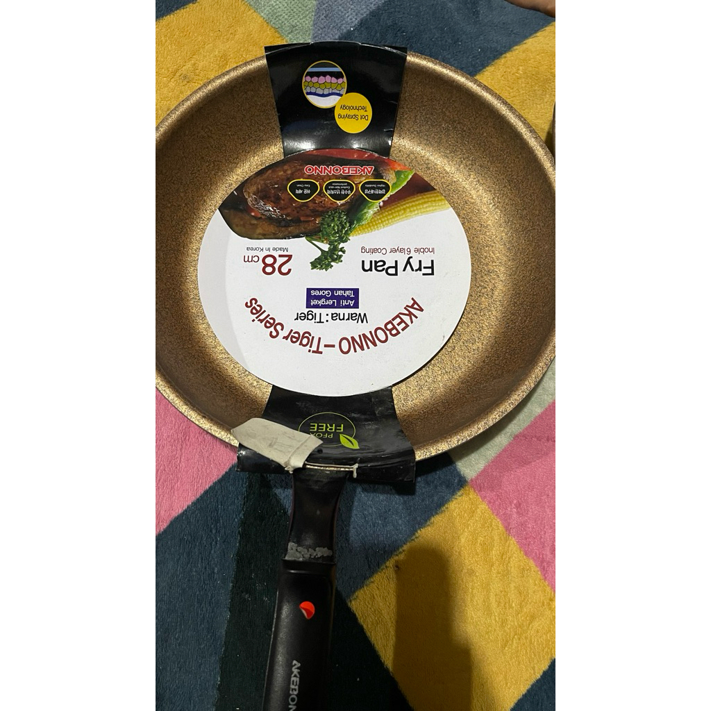 fry pan 28cm