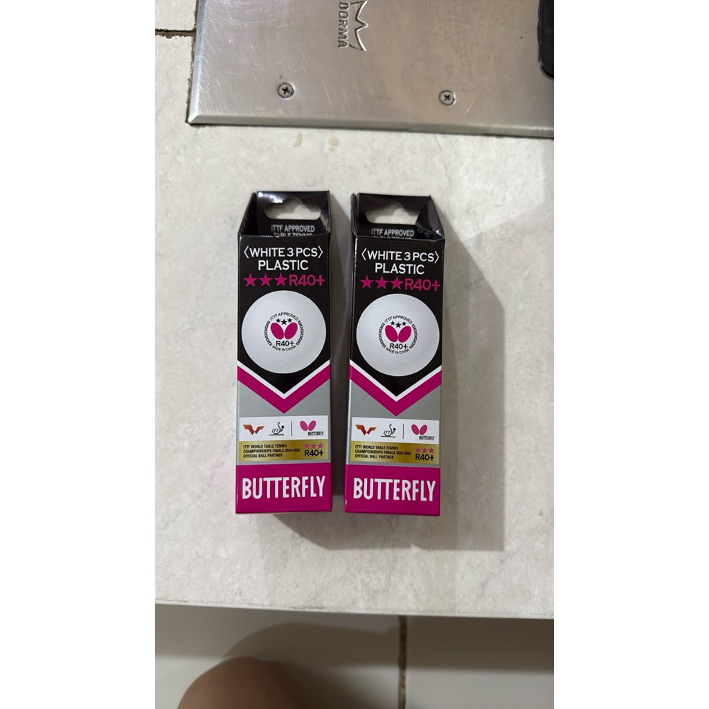 Bola PingPong BUTTERFLY R40+ isi3 / Bola Ping Pong Butterfly/Bola Tenis Meja