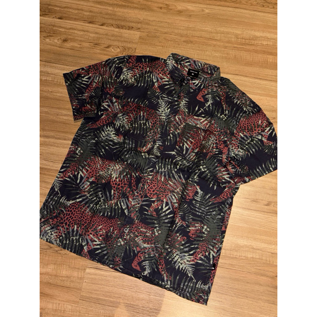 quicksilver kemeja camo