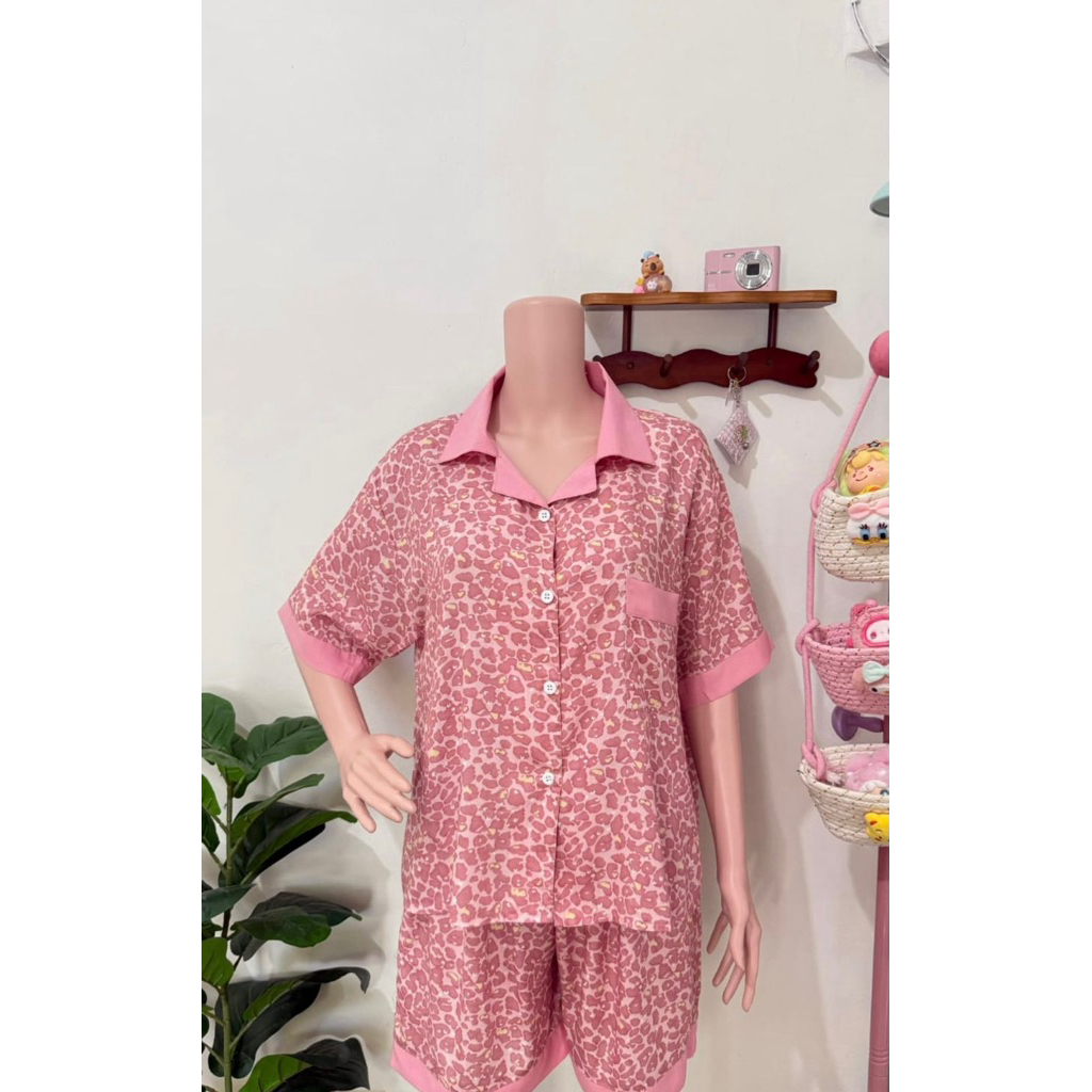 One Set Piyama Motif Leopard (Lengan Pendek + Celana Pendek) [COD]