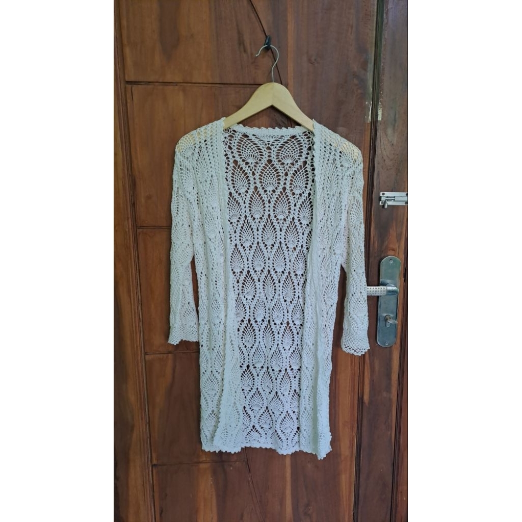 cardigan rajut outer rajut outer pantai ootd pantai rajut putih