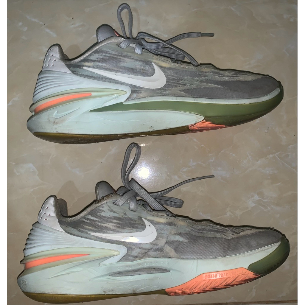 SEPATU BASKET NIKE GT CUT 2