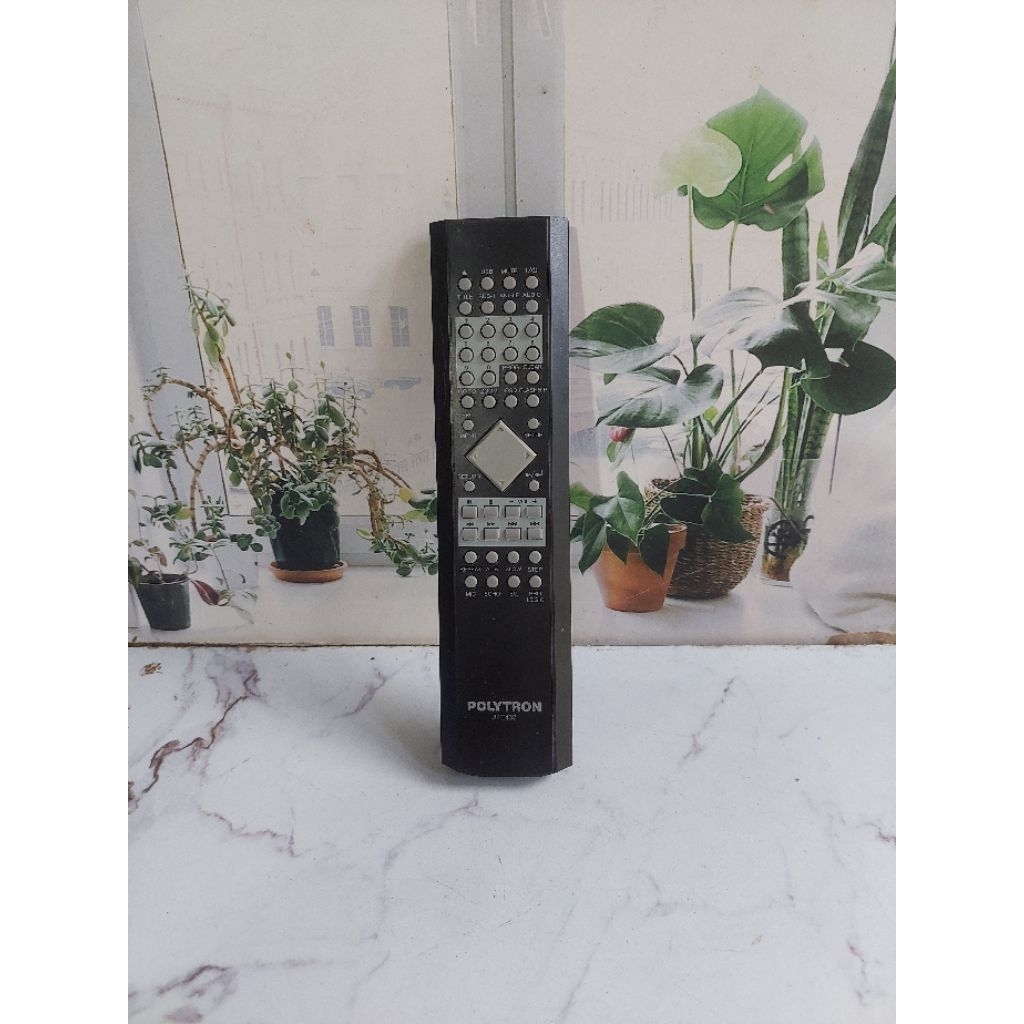 POLYTRON  84E437 REMOT  DVD HOME TEATER  ORIGINAL