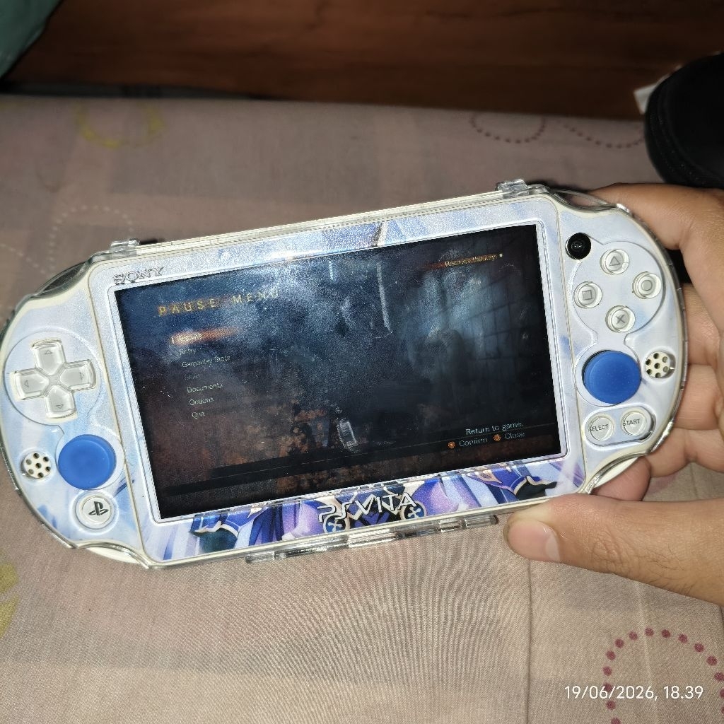 ps vita slim