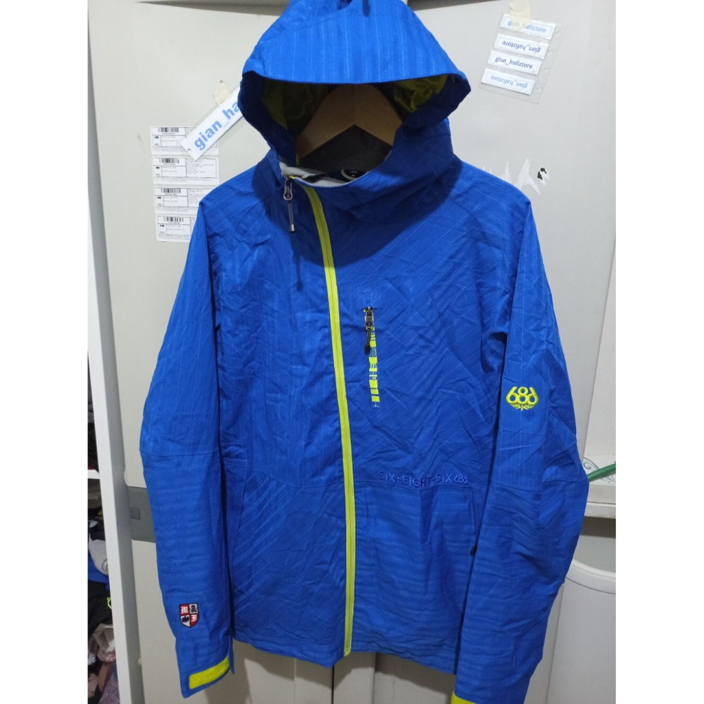 Snowboard Jacket 686