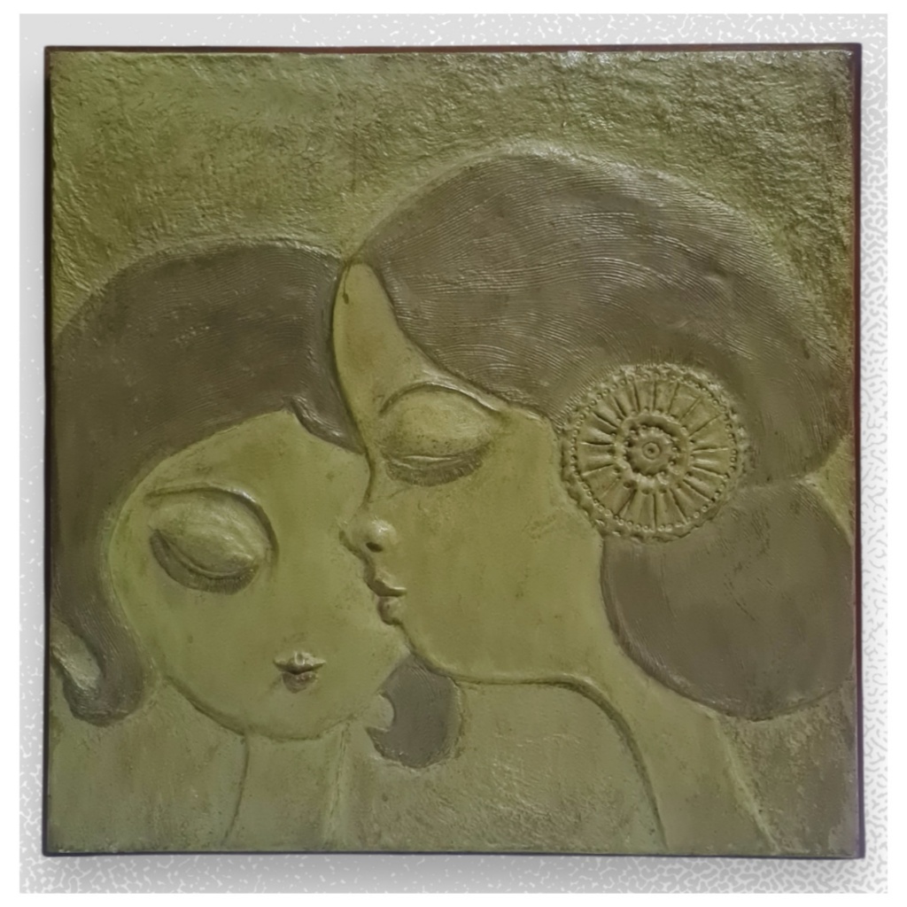 Lukisan Relief Dua Figur Wanita Karya Maestro Tatang Ganar 1973 Sertifikat