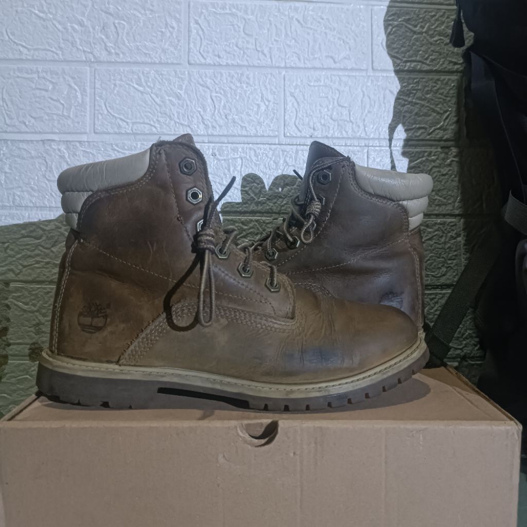 Timberland 6inch full grain leather
