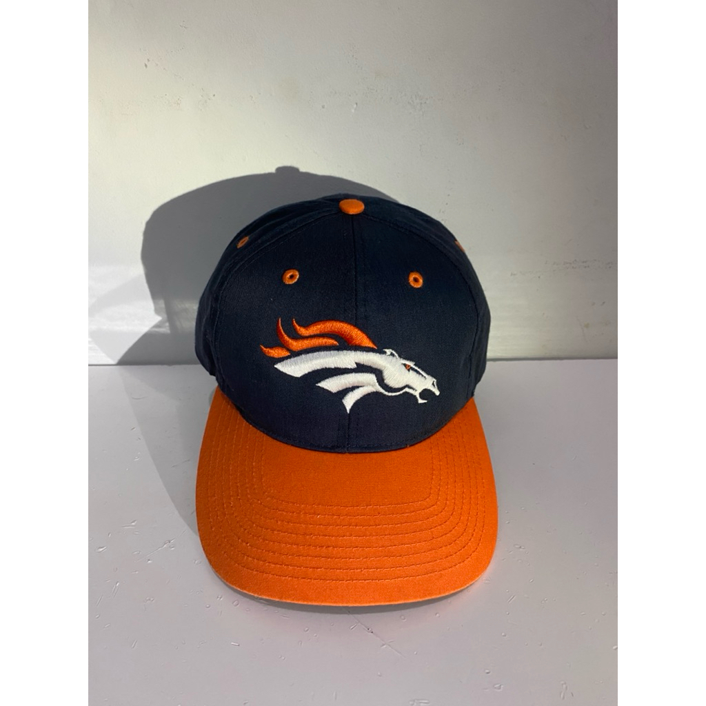 Topi denver broncos
