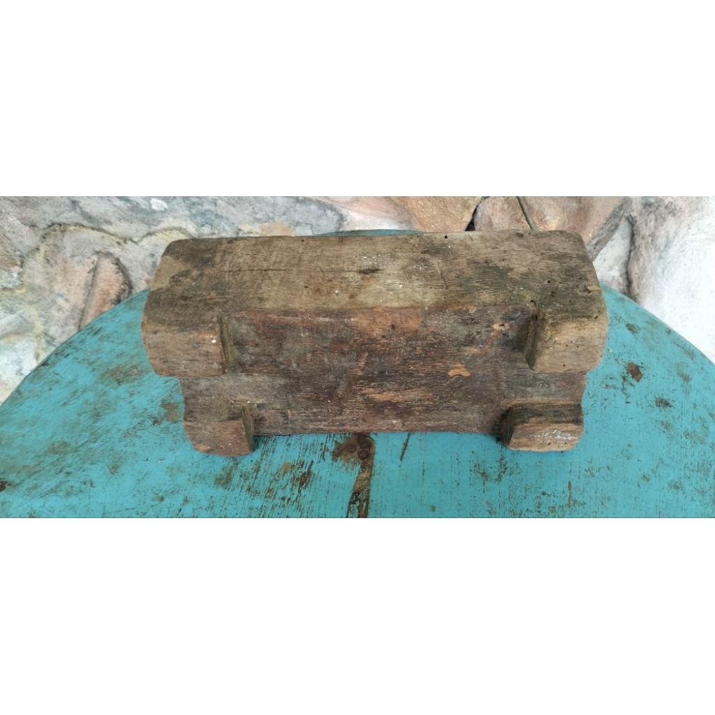 Kinangan Kayu Kuno
