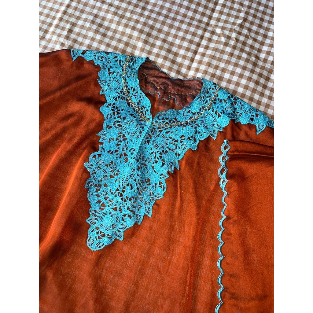 Preloved Outer Batwing Bordir Payet