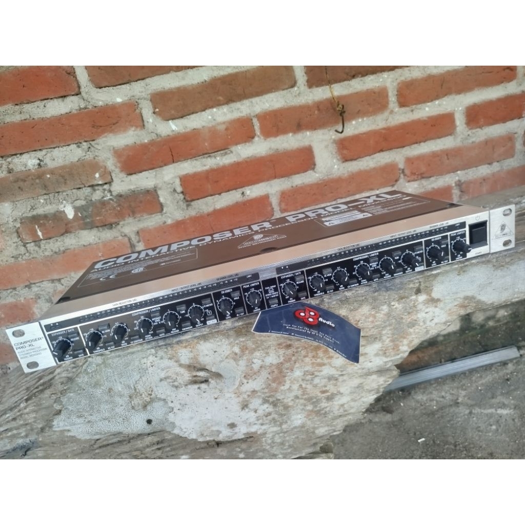COMPOSER PRO-XL MDX 2600 BEHRINGER