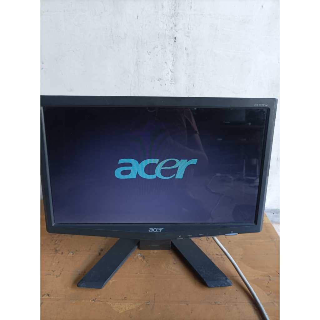 lcd monitor acer x163wl 16inch kondisi minus layar ada putih di bagian atas