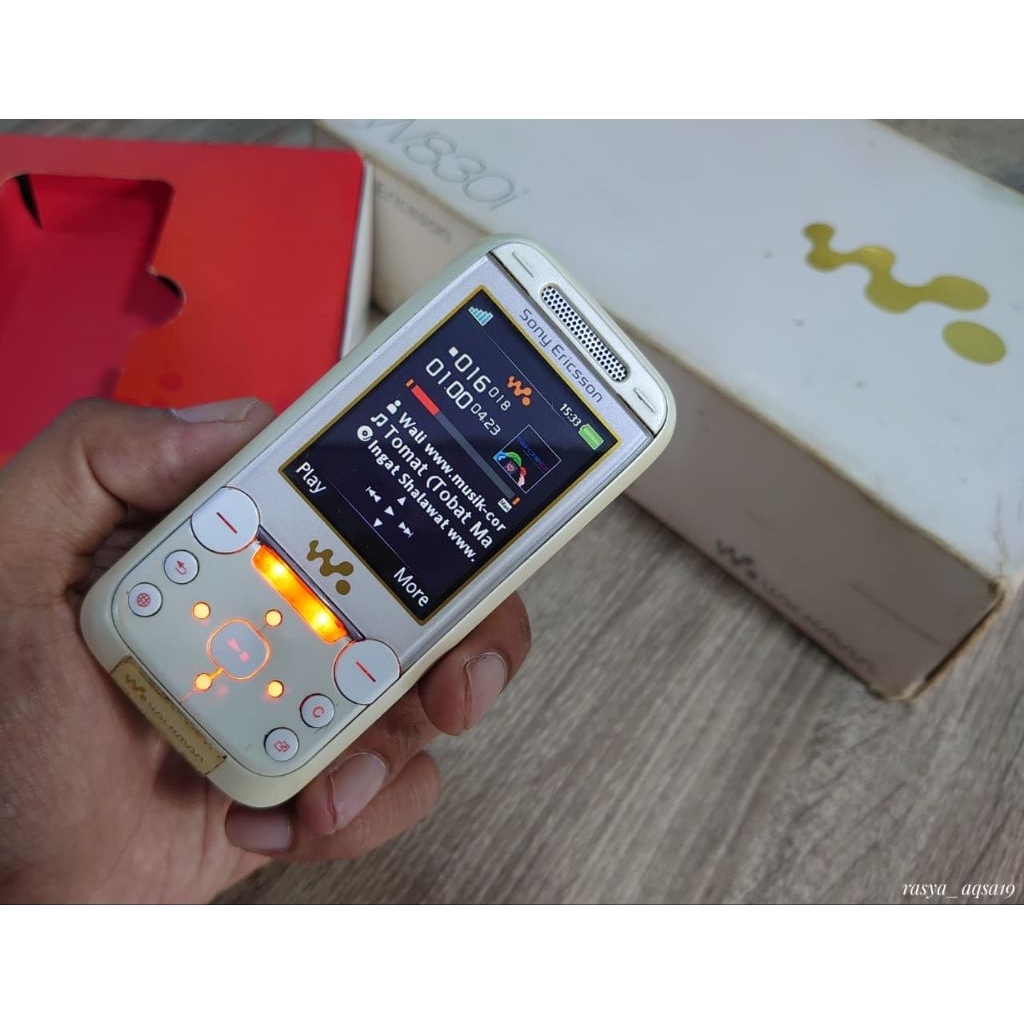 Sony Ericsson W830i fullset