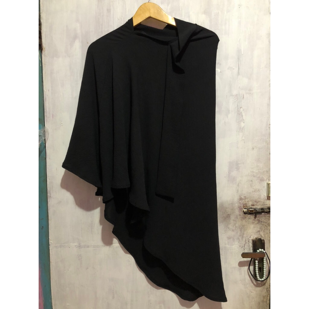 Preloved FRENCH KHIMAR CRINKLE HITAM
