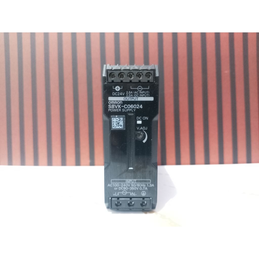 S8Vk-C06024 24Vdc 2,5A Omron Power Supply S8Vkc06024 S8Vk C06024