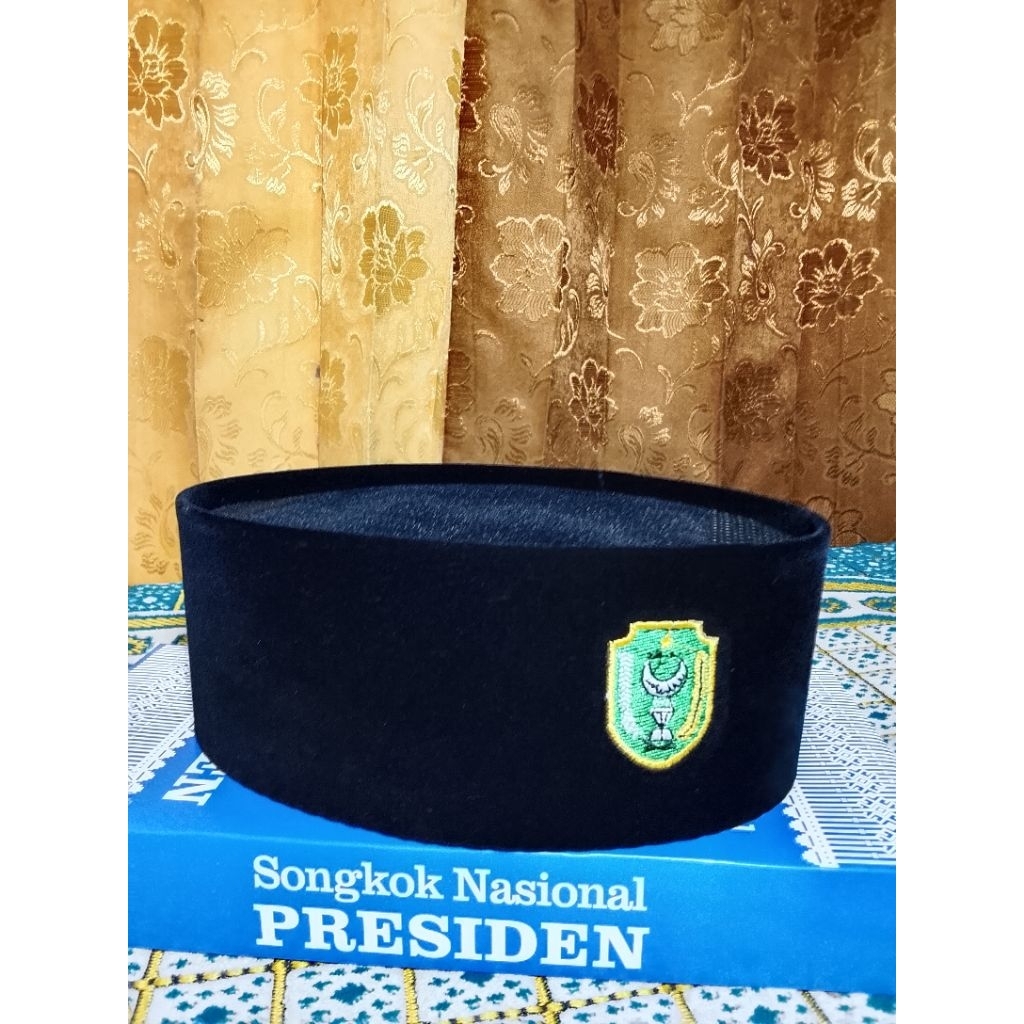 Menerima Pesanan Peci songkok Bordir Logo Madrasah/ Pesantren Dan Komunitas..