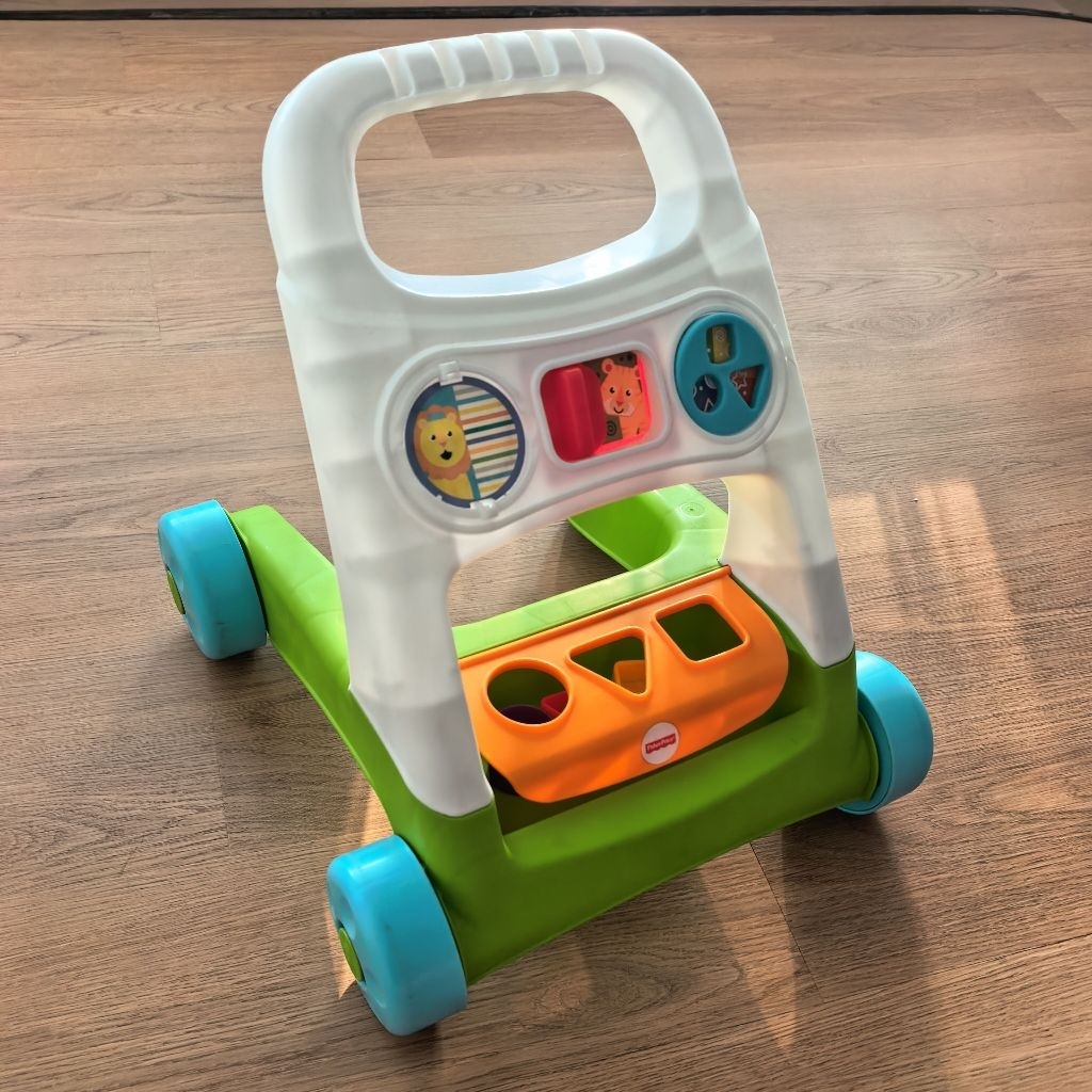 Baby push walker fisher price preloved / second