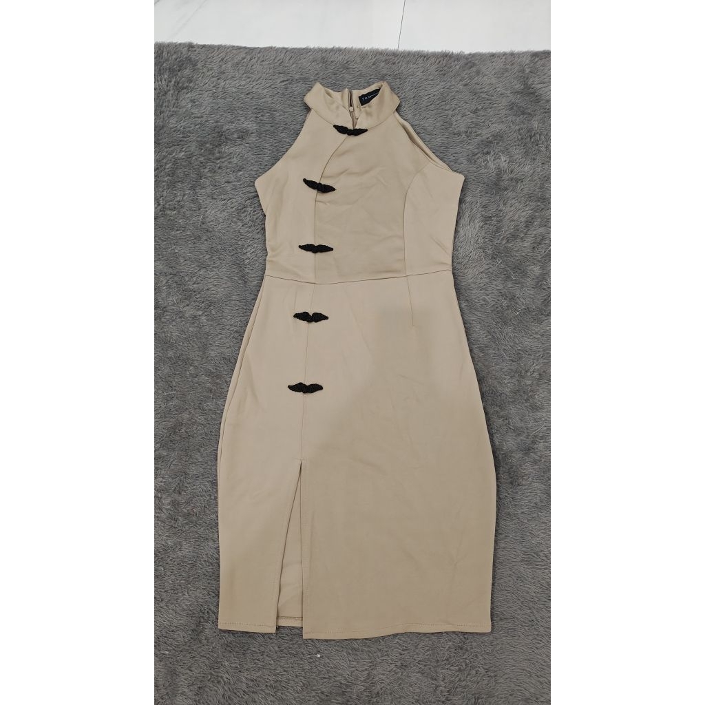 Dress Cheongsam,bahan scuba ,ada zipper, Preloved