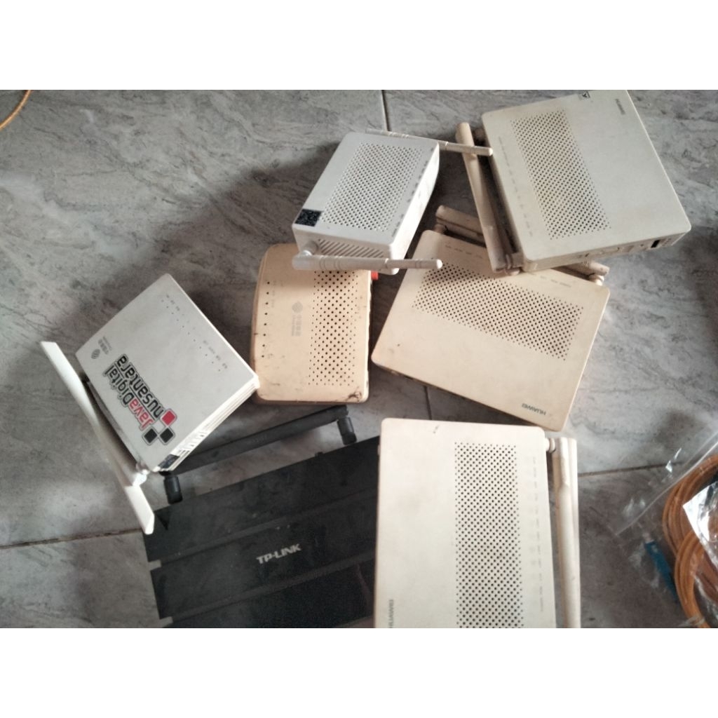 router bekas