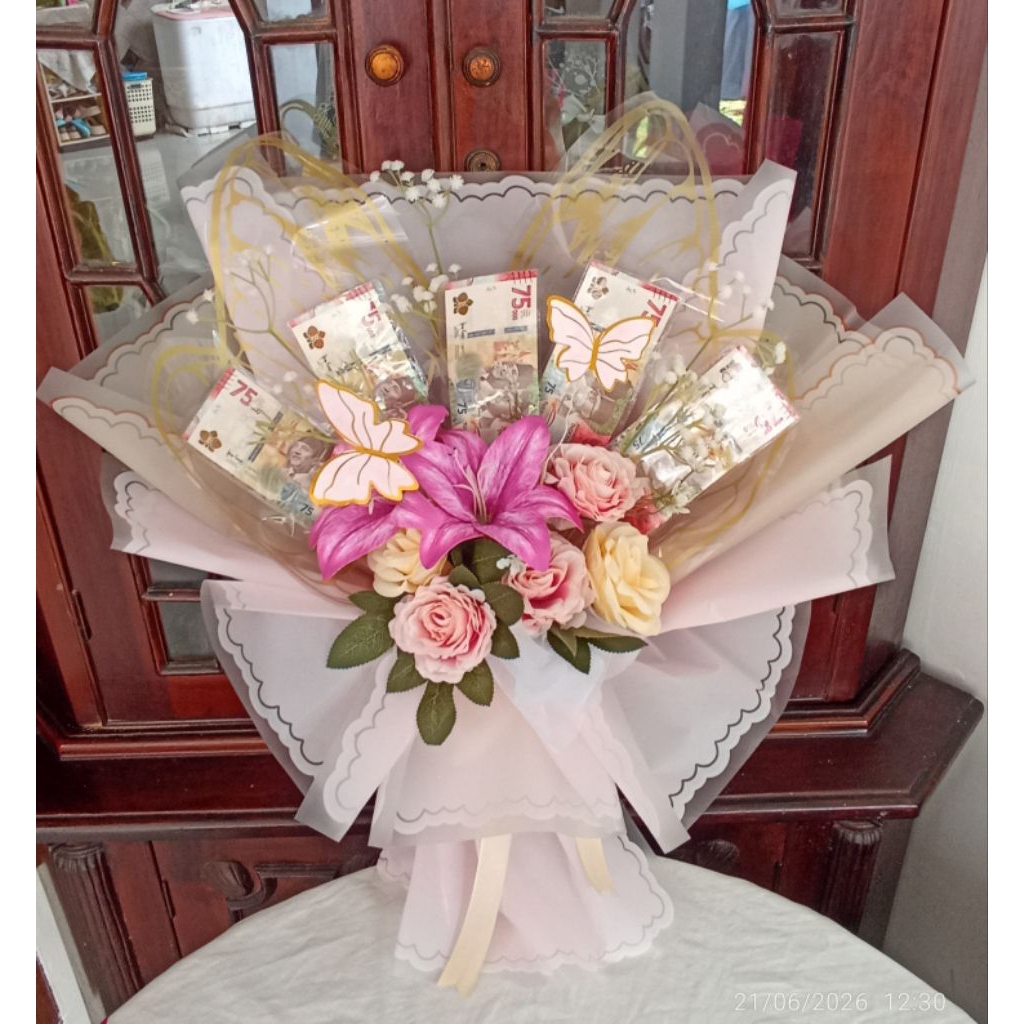 bucket coklat Snack wisuda