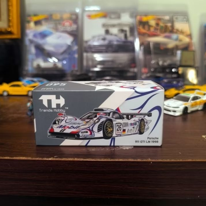 Trends Hobby Porsche 911 GT1 LM 1998