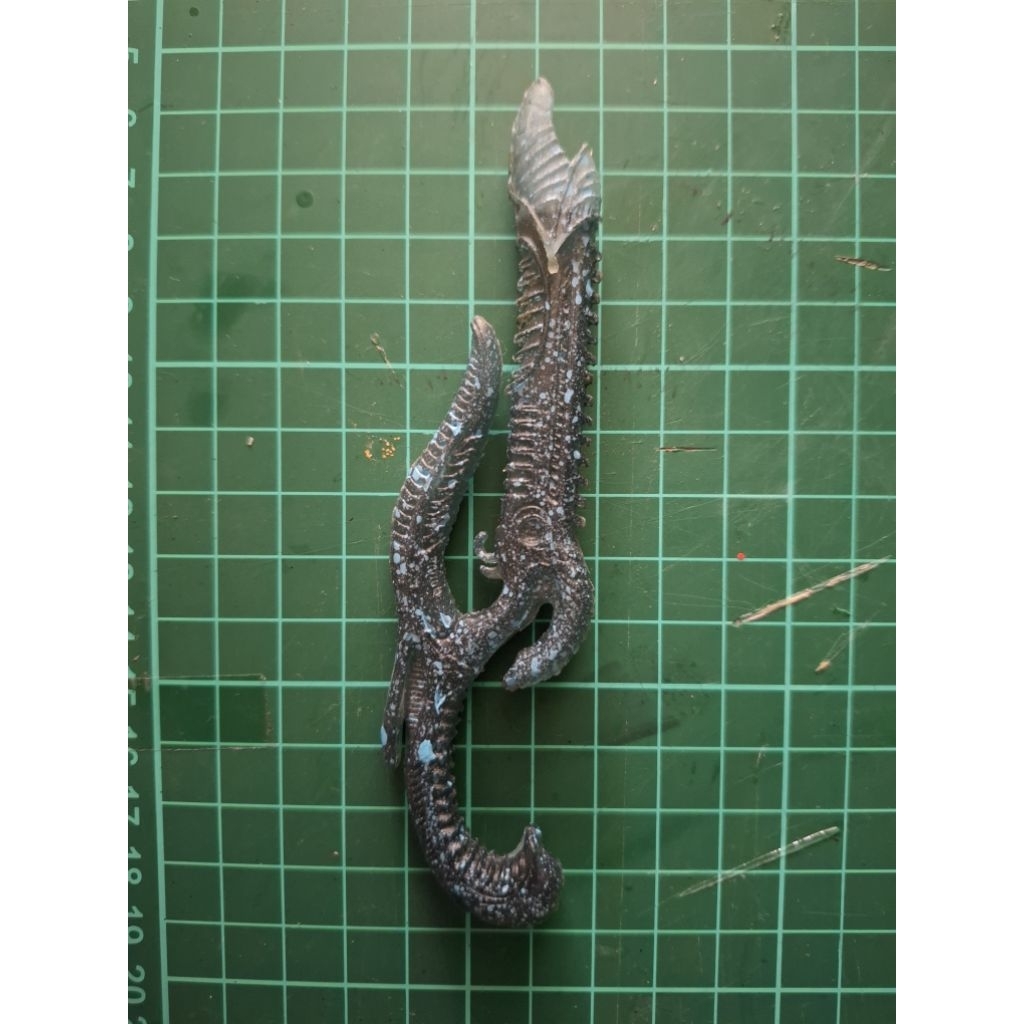 Neca prometheus weapon holographic