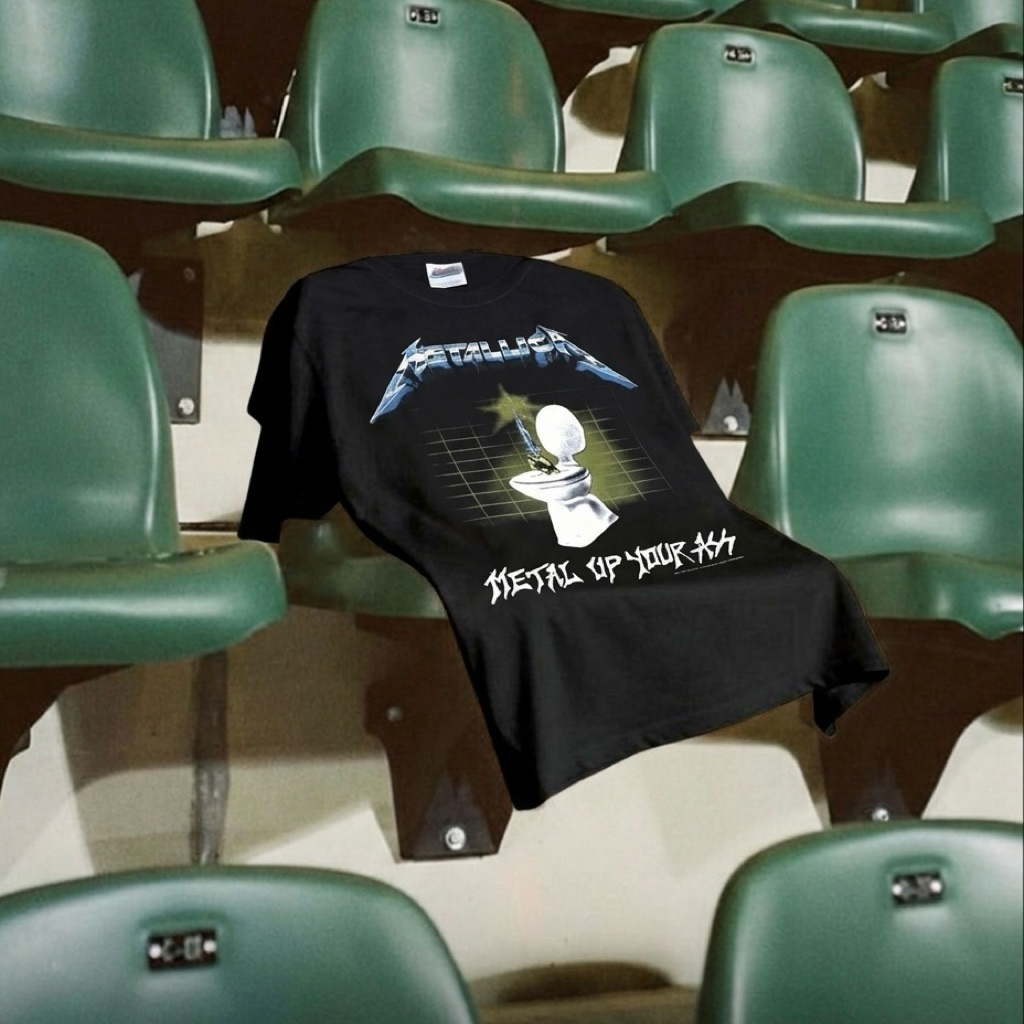 Kaos Preloved Metallica Vintage by Hanes Heavyweight