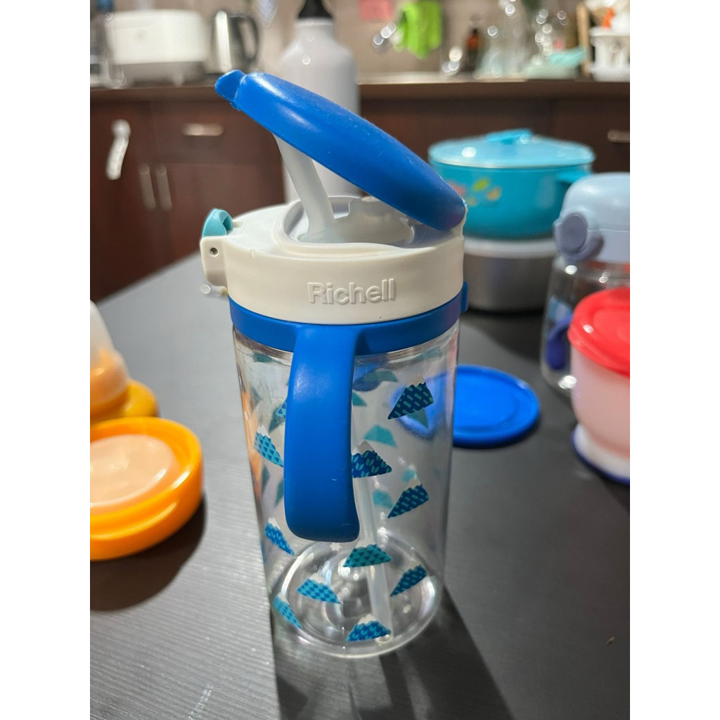 Richell clear straw bottle mug 320ml Preloved
