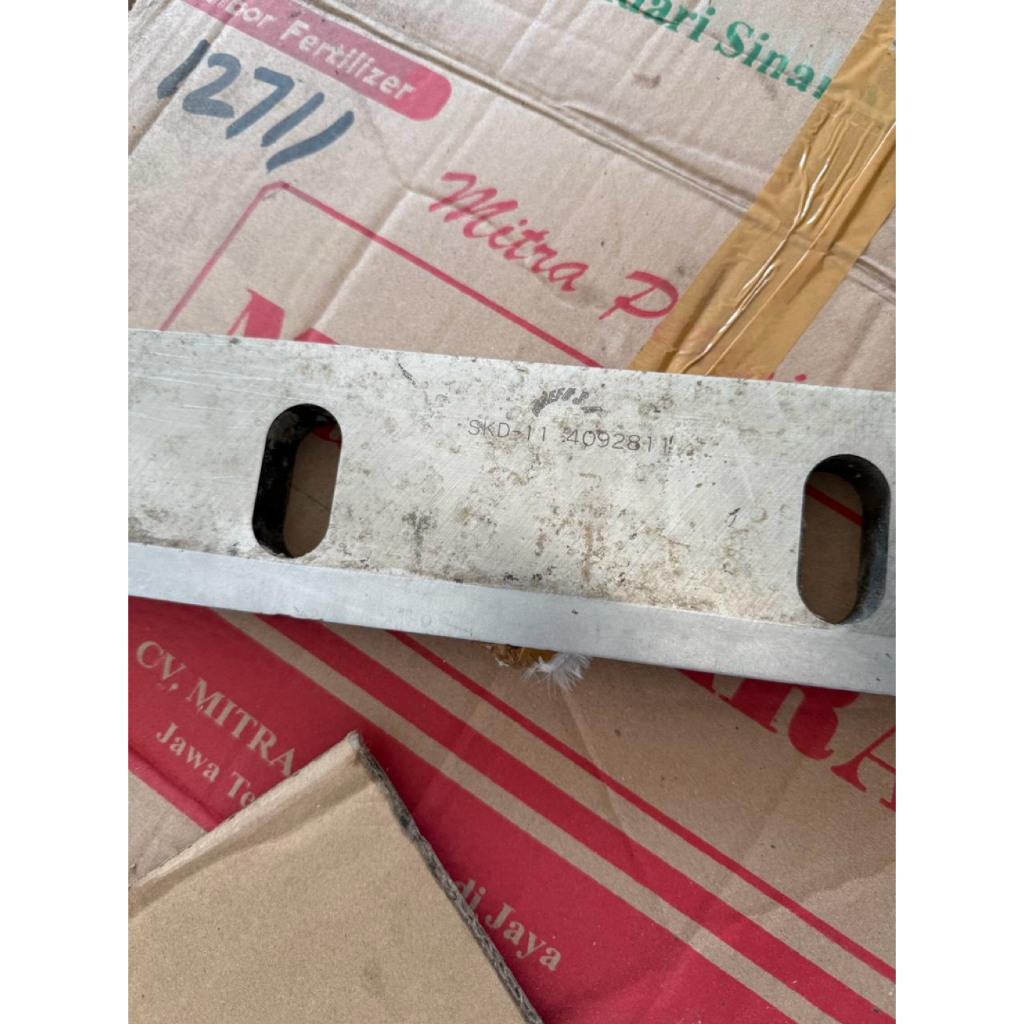 Bahan pisau planer SKD 11 full baja putih mirror ketam
