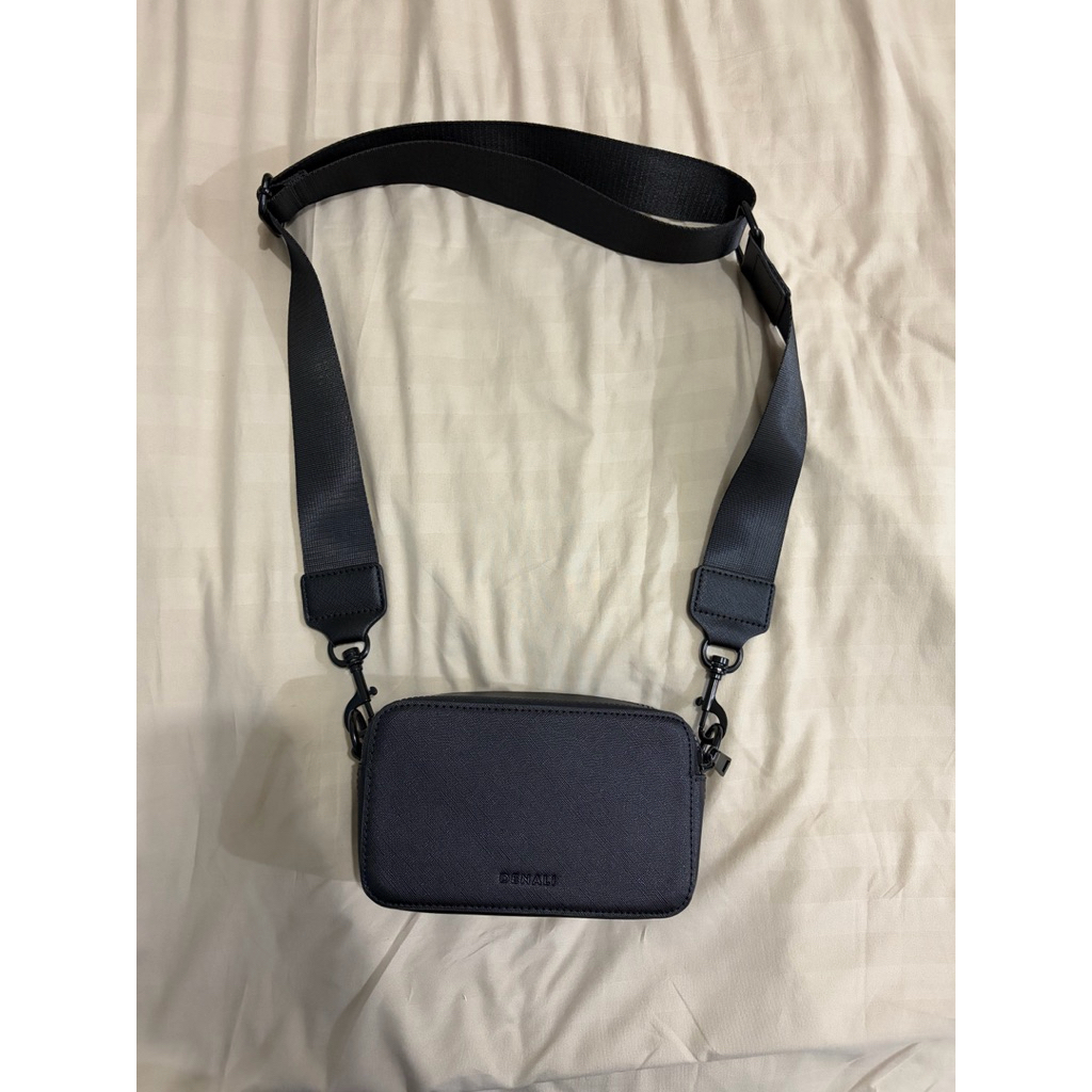Denali sling bag, crossbody bag (preloved) used