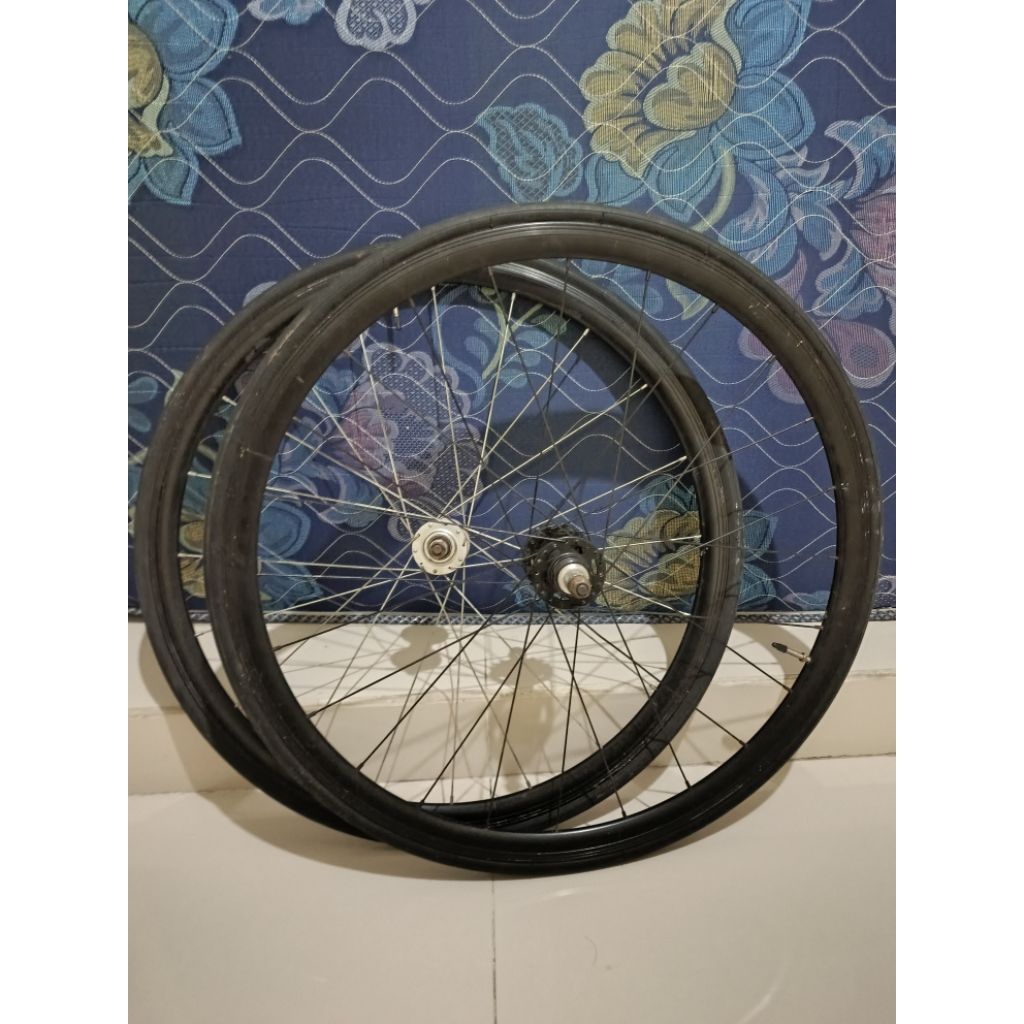 wheelset strumer 20 24 hole