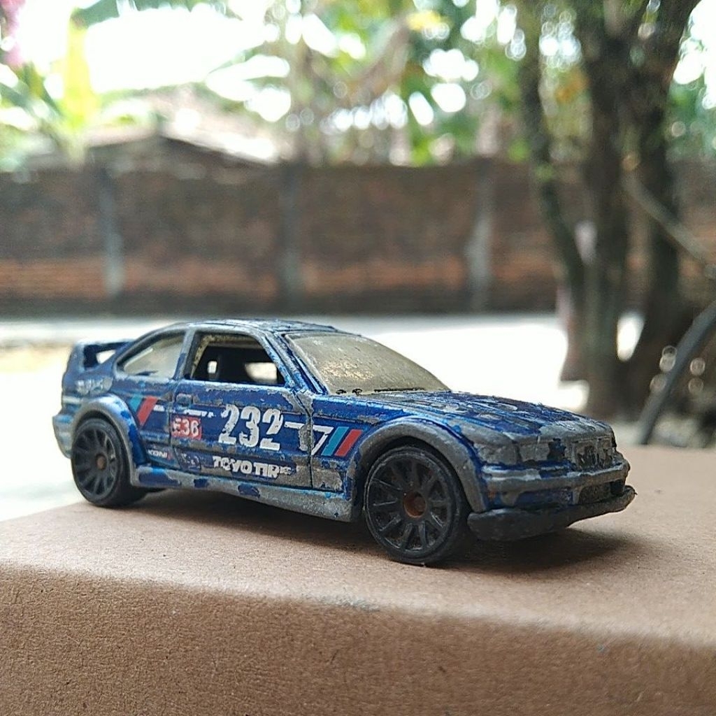 94 BMW M3 GTR