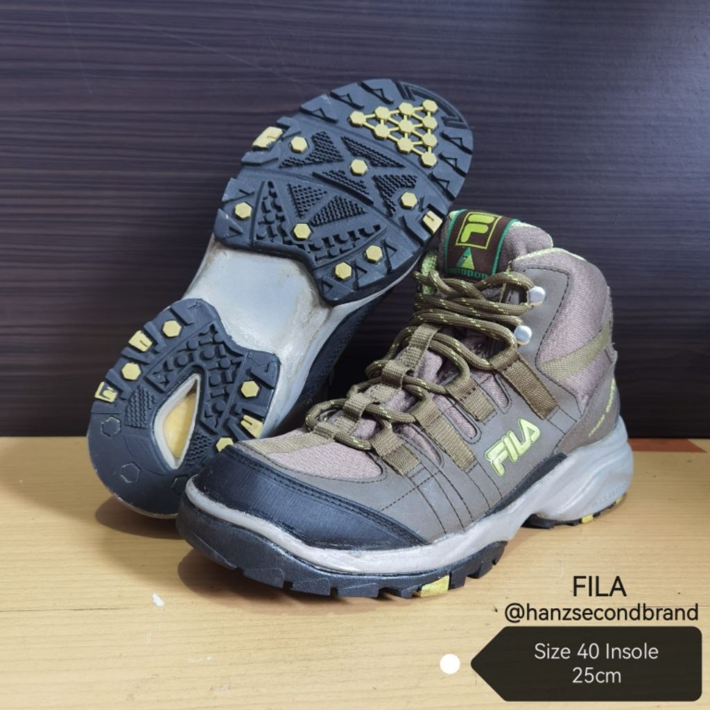 Hanz Second Brand - FILA OUTDOOR MID 40