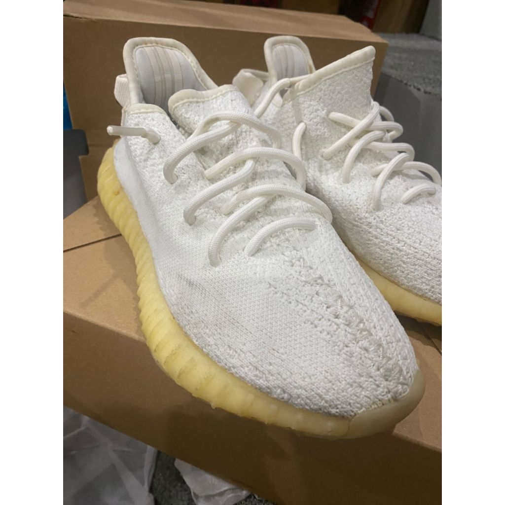 Sepatu Santai Pria Wanita Yeezy