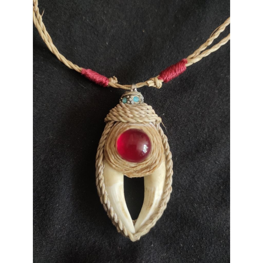 Kalung Tali Pelepah Pisang Tarbuy gibuy