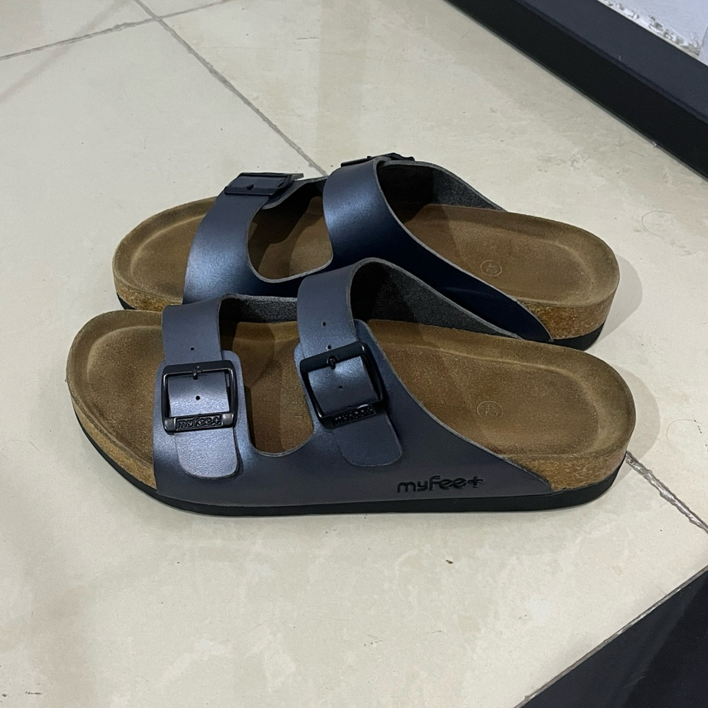 Sendal cowok pria myfeet ukuran 42 gen 2 ORIGINAL