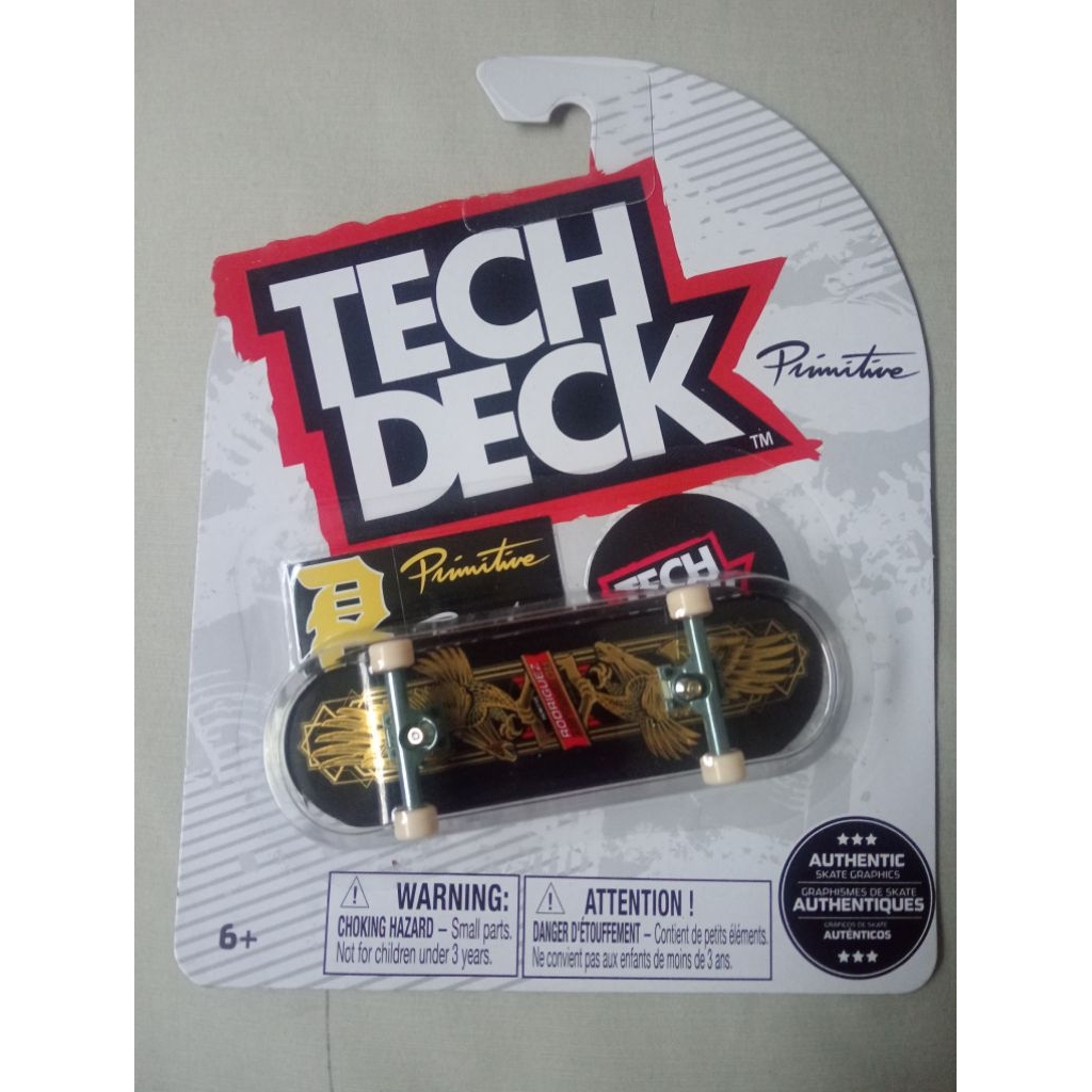 Tech Deck Skateboard Primitive Rodriguez