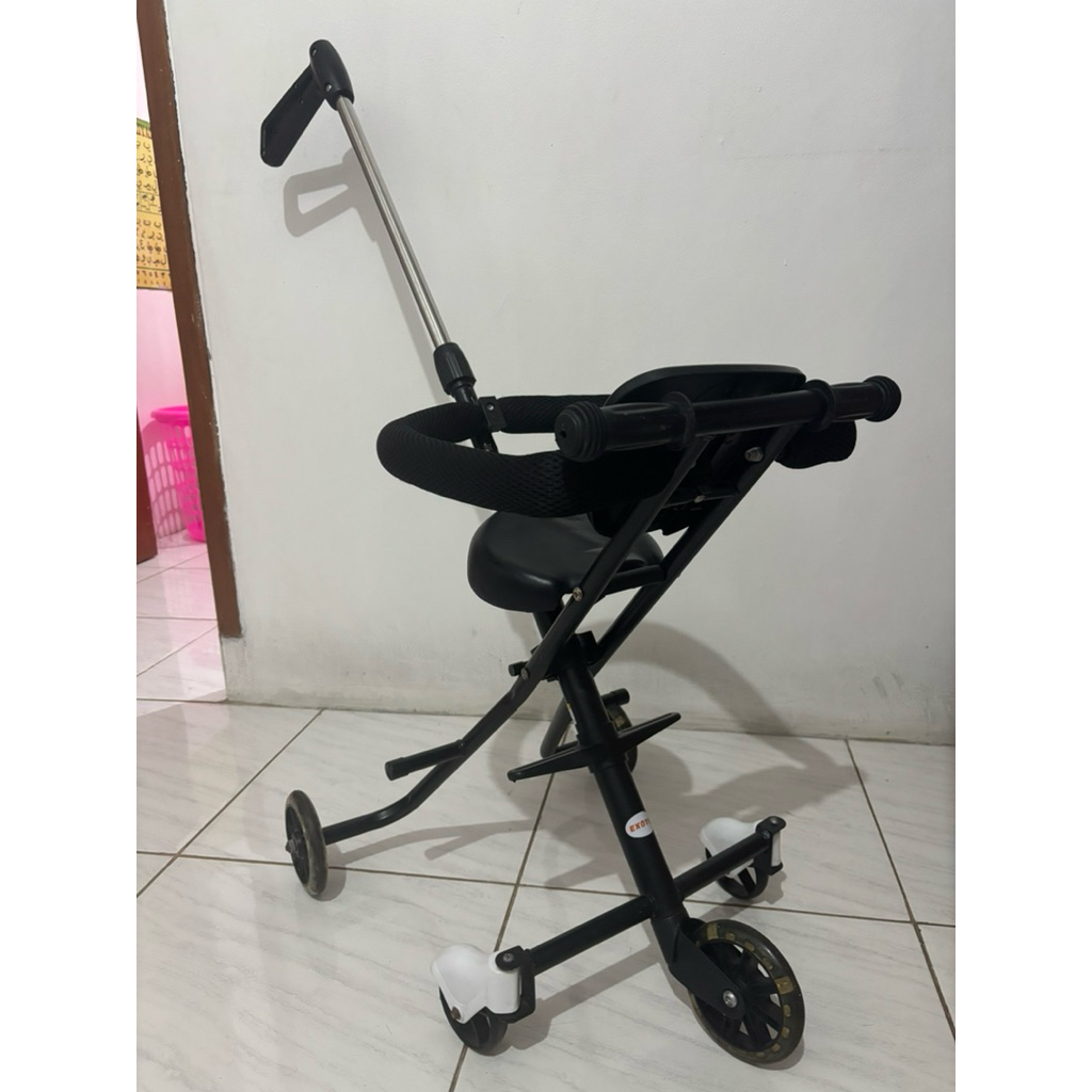exotic stroller