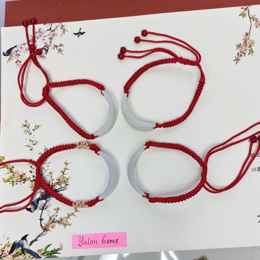 Half Bangle Giok Gelang Tali merah ( Giok Asli)