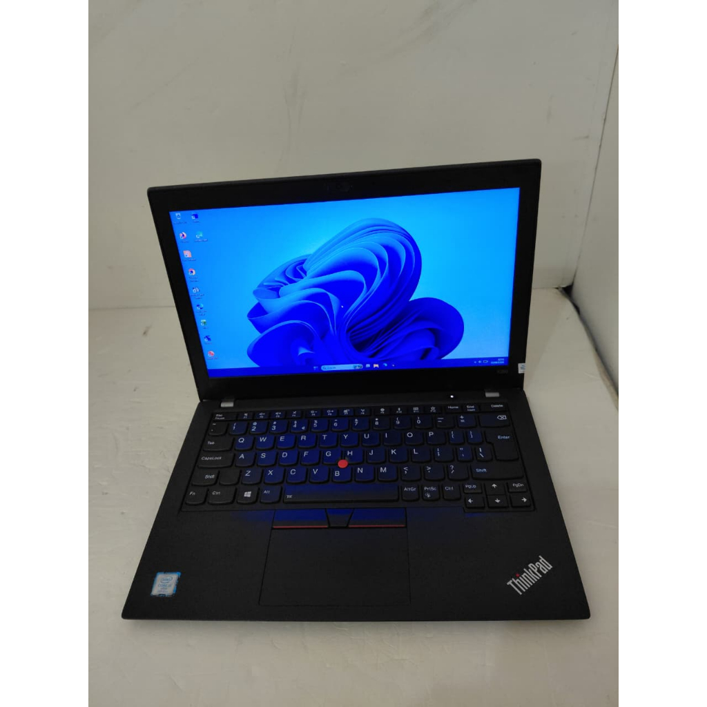 I5-8350U Vpro QuadCore ThinkPad Series Layar 12.5in Metal Chasing Dual Slot Storage ThinkPad X280 8/