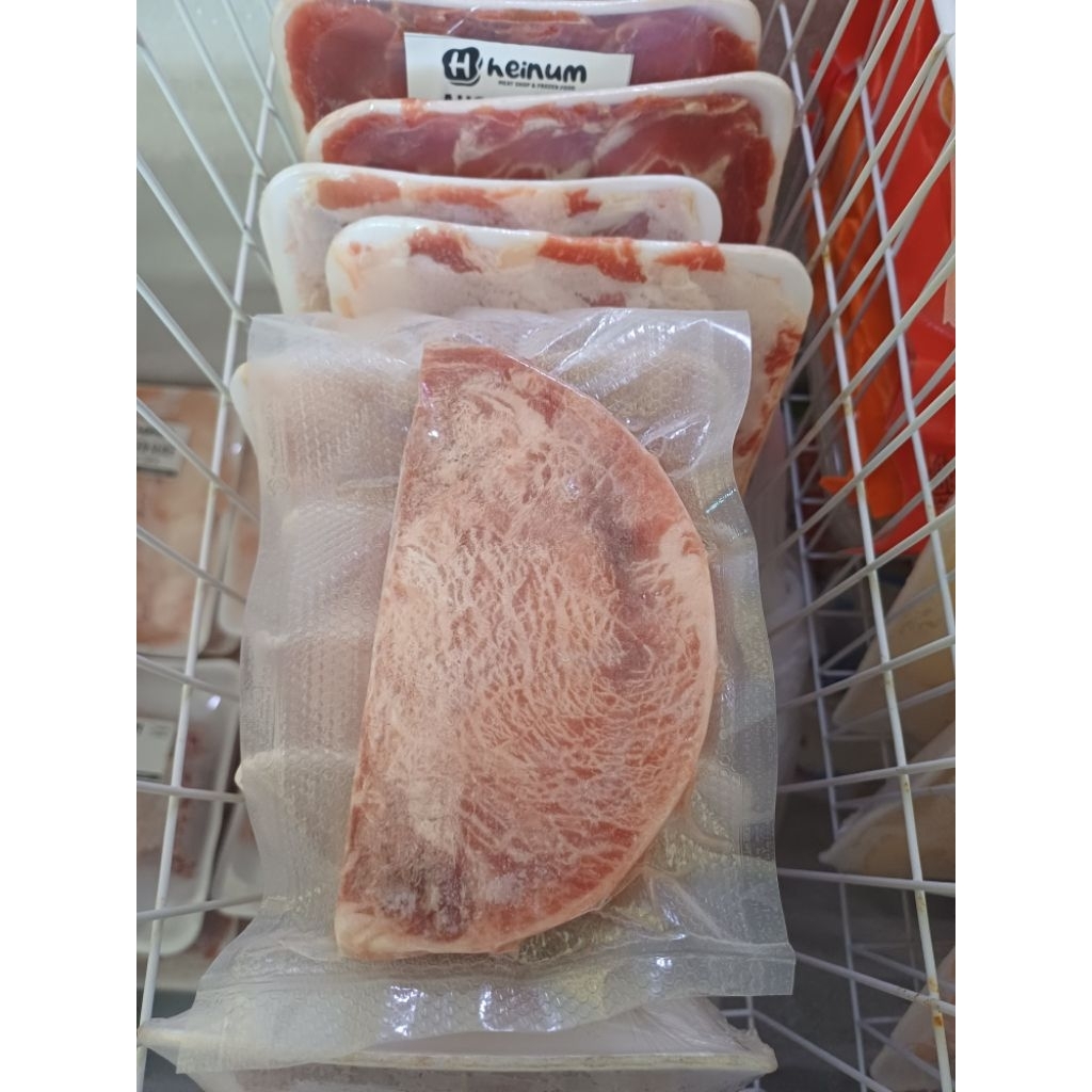 Wagyu Meltique Mess Daging Wagyu Steak