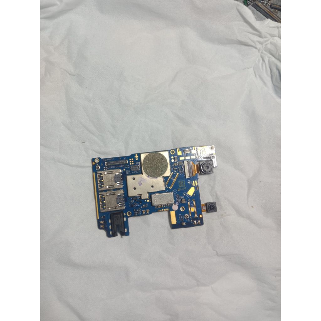 MESIN HP ITEL VISION 1 PRO perawan ram 2 32 hidup normal tapi ada pola