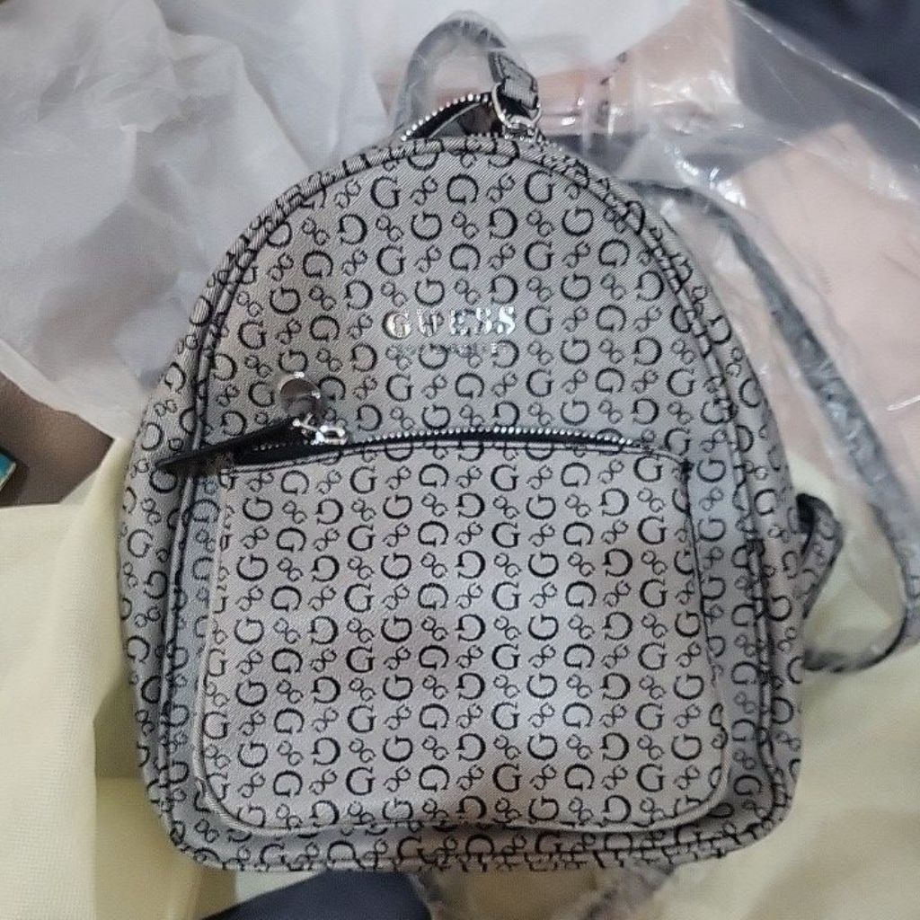 guess los angeles backpack